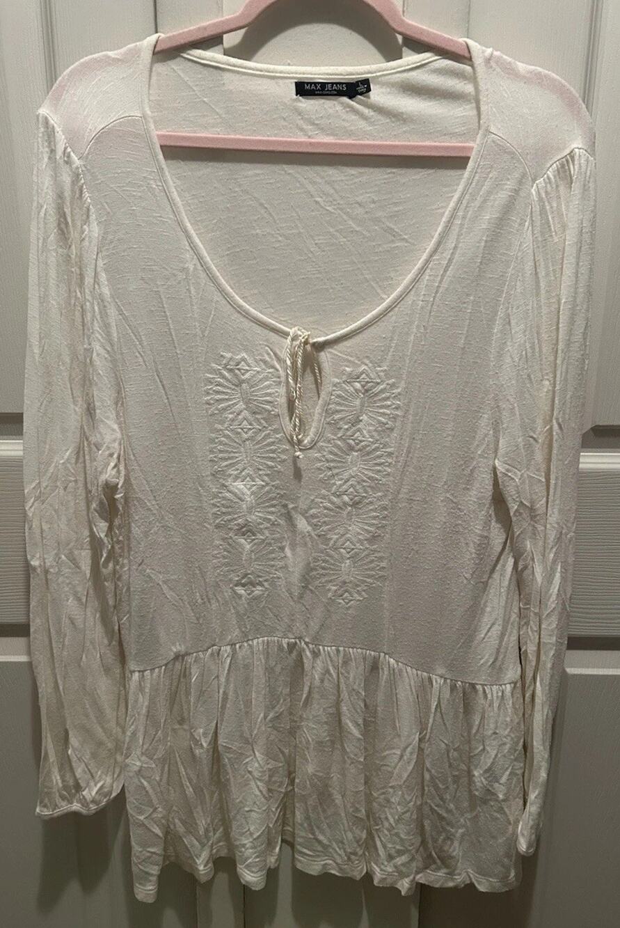 Max Jeans Size Large Embroidered Floral Boho Cream Colored Top